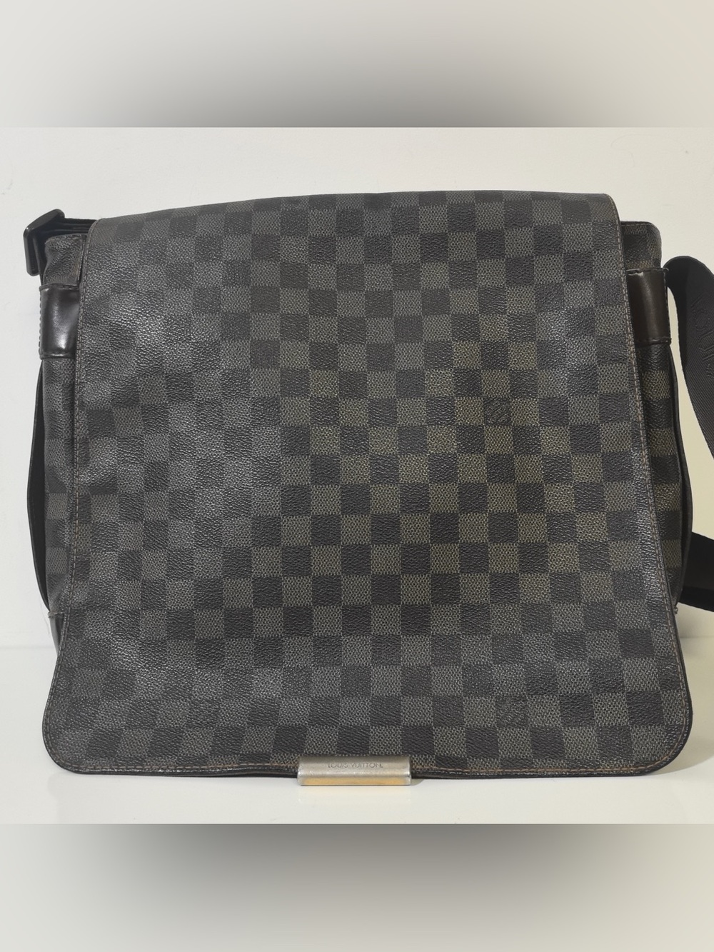 Louis Vuitton Damier Ebene Bastille Messenger Bag